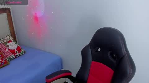 Snapshot of naomijohnson1 chatting on 12-02-24, 12:07 Naomi online show from 12-02-24, 12:07