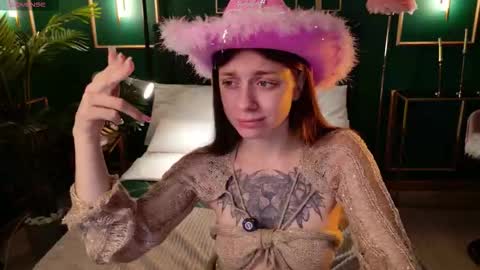 Naomi online show from 09-26-25, 04:49