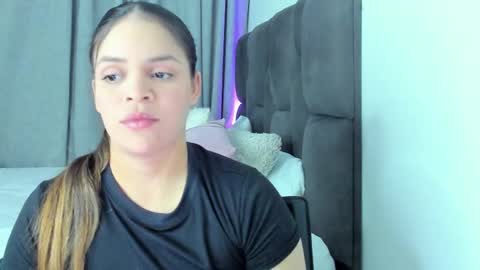 Naomi online show from 10-26-25, 02:50