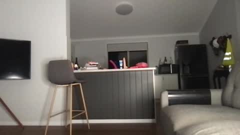 Snapshot of naomirhoades chatting on 02-27-25, 10:48 naomirhoades online show from 02-27-25, 10:48