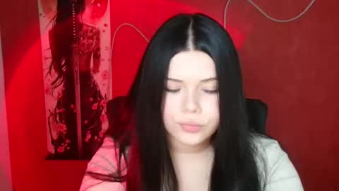 Snapshot of naomivibes chatting on 10-17-25, 07:16 Naomi online show from 10-17-25, 07:16