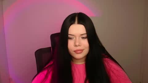 Snapshot of naomivibes chatting on 10-23-25, 05:23 Naomi online show from 10-23-25, 05:23