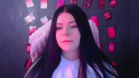 Snapshot of naomivibes chatting on 11-20-25, 12:49 Naomi online show from 11-20-25, 12:49