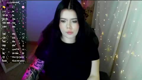 Naomi online show from 04-22-26, 07:11