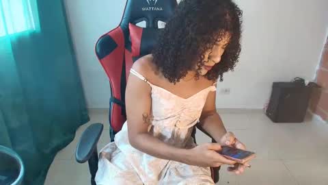 naomiwildburn online show from 10-18-25, 01:56