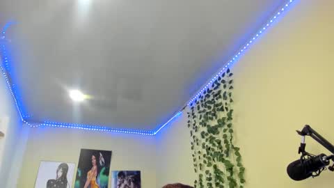 Snapshot of naomy777_ chatting on 01-21-25, 07:39 naomy online show from 01-21-25, 07:39