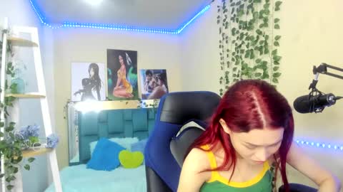 Snapshot of naomy777_ chatting on 02-21-25, 07:43 naomy online show from 02-21-25, 07:43