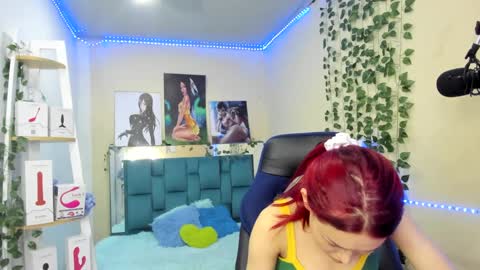 Snapshot of naomy777_ chatting on 02-26-25, 02:26 naomy online show from 02-26-25, 02:26