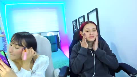 Snapshot of naomy777_ chatting on 09-19-25, 07:47 naomy online show from 09-19-25, 07:47