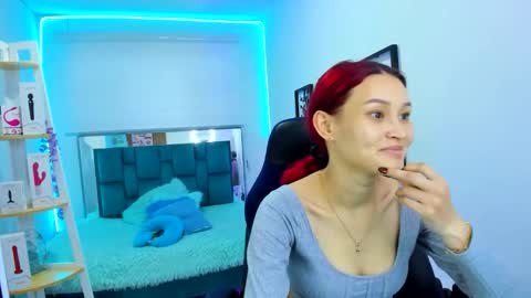 Snapshot of naomy777_ chatting on 09-23-25, 07:28 naomy online show from 09-23-25, 07:28