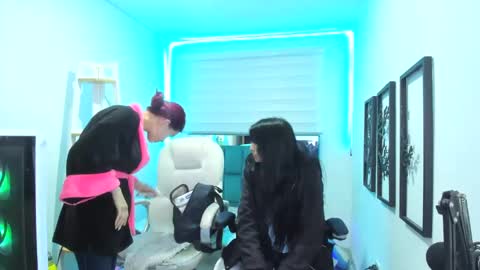 Snapshot of naomy777_ chatting on 10-28-25, 07:45 naomy online show from 10-28-25, 07:45