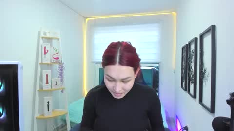 Snapshot of naomy777_ chatting on 10-30-25, 08:53 naomy online show from 10-30-25, 08:53