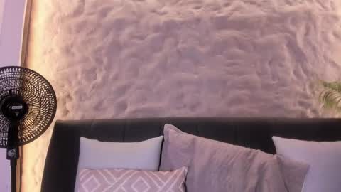 Snapshot of naomy_gyal chatting on 02-27-26, 01:00 I am Naomy online show from 02-27-26, 01:00