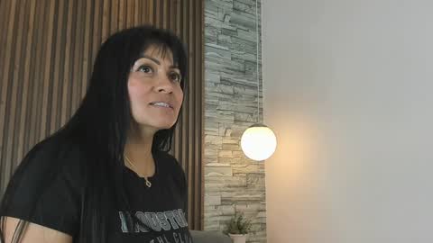 Snapshot of naomy_smithx chatting on 12-28-24, 04:09 Naomy Smith online show from 12-28-24, 04:09