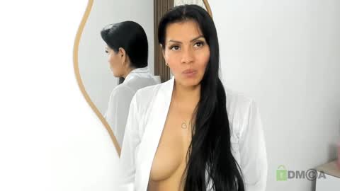 Snapshot of naomy_smithx chatting on 02-23-25, 10:42 Naomy Smith online show from 02-23-25, 10:42