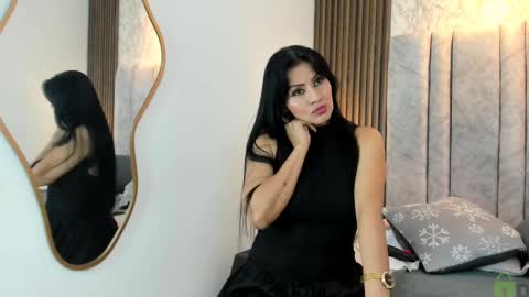 Snapshot of naomy_smithx chatting on 03-08-25, 03:56 Naomy Smith online show from 03-08-25, 03:56