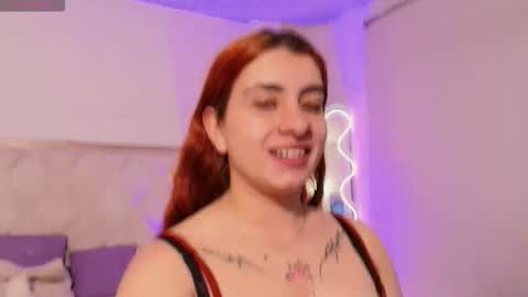 Naomy  online show from 11-09-25, 03:27