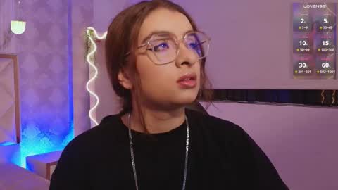 Naomy  online show from 02-05-26, 03:00