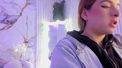 Naomy  online show from 04-19-26, 03:17