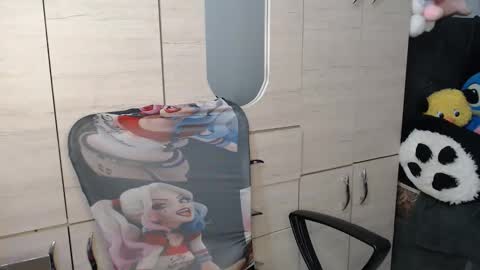 naomylux1 online show from 01-13-26, 06:08