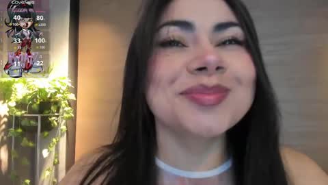 Snapshot of naomymonroe_ chatting on 05-01-26, 11:48 Naomy online show from 05-01-26, 11:48