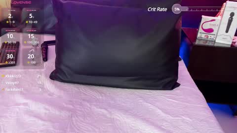 Snapshot of naomyrivera chatting on 02-10-25, 03:21 nao online show from 02-10-25, 03:21