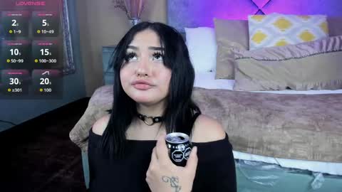 Naomy online show from 04-24-26, 08:44