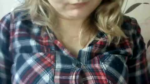 Snapshot of narcisjill chatting on 12-12-24, 12:22 NarcisJill online show from 12-12-24, 12:22