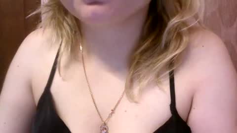 Snapshot of narcisjill chatting on 01-17-25, 01:25 NarcisJill online show from 01-17-25, 01:25