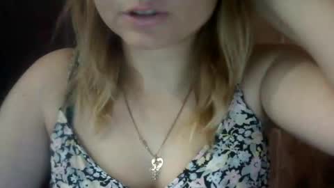 Snapshot of narcisjill chatting on 01-23-25, 11:26 NarcisJill online show from 01-23-25, 11:26