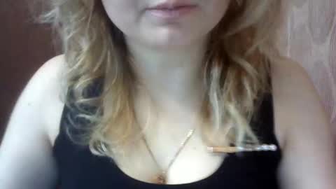 Snapshot of narcisjill chatting on 02-27-25, 11:31 NarcisJill online show from 02-27-25, 11:31