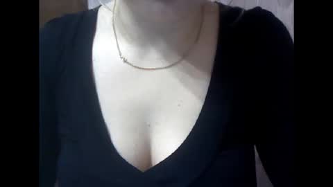 Snapshot of narcisjill chatting on 11-29-25, 01:03 NarcisJill online show from 11-29-25, 01:03