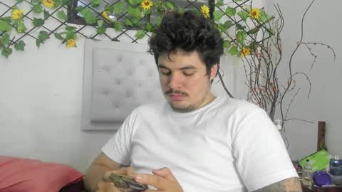 Snapshot of narciso_kh chatting on 10-07-25, 10:29 deibyd online show from 10-07-25, 10:29