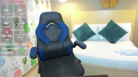 Snapshot of nare_celebi chatting on 02-04-25, 04:48 N A R E online show from 02-04-25, 04:48