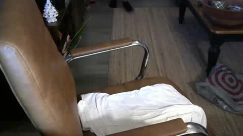 nareth338 online show from 12-30-24, 05:48