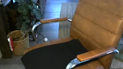 nareth338 online show from 12-04-25, 04:59