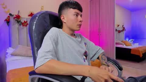 Nascary Fox online show from 01-05-26, 07:17