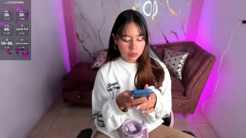 Snapshot of nasha_abby chatting on 05-08-26, 11:32 Call me Nasha online show from 05-08-26, 11:32