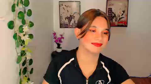 Snapshot of nashdiam chatting on 12-18-25, 03:40 nashdiam online show from 12-18-25, 03:40