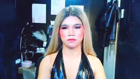 Snapshot of nashdiam chatting on 03-05-26, 04:19 nashdiam online show from 03-05-26, 04:19