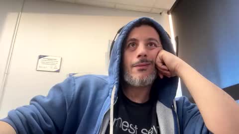 Snapshot of nassobout chatting on 03-02-26, 10:16 nassobout online show from 03-02-26, 10:16