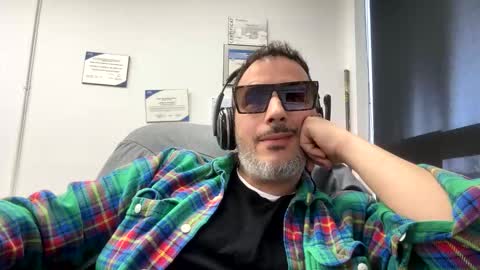 Snapshot of nassobout chatting on 03-03-26, 09:42 nassobout online show from 03-03-26, 09:42