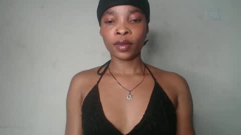 bella online show from 10-30-25, 09:26