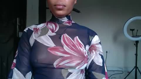 bella online show from 12-17-25, 04:46