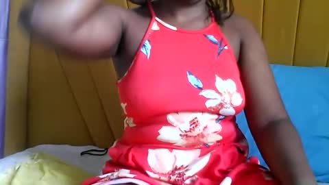 Sweet Ella online show from 12-18-25, 06:08