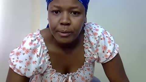 OILy Girl online show from 09-29-25, 04:39