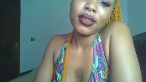 Snapshot of nasty_divah chatting on 05-10-26, 09:20 nasty_divah online show from 05-10-26, 09:20