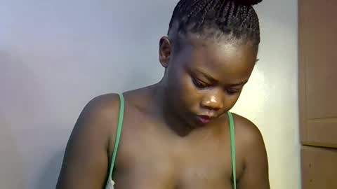 Snapshot of nasty_freakie chatting on 09-28-25, 11:43 jewel online show from 09-28-25, 11:43