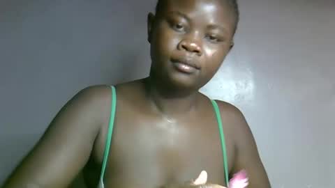 Snapshot of nasty_freakie chatting on 10-17-25, 10:23 jewel online show from 10-17-25, 10:23