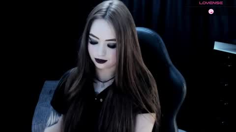Snapshot of nastykatty_ chatting on 06-10-26, 10:41 nastykatty_ online show from 06-10-26, 10:41